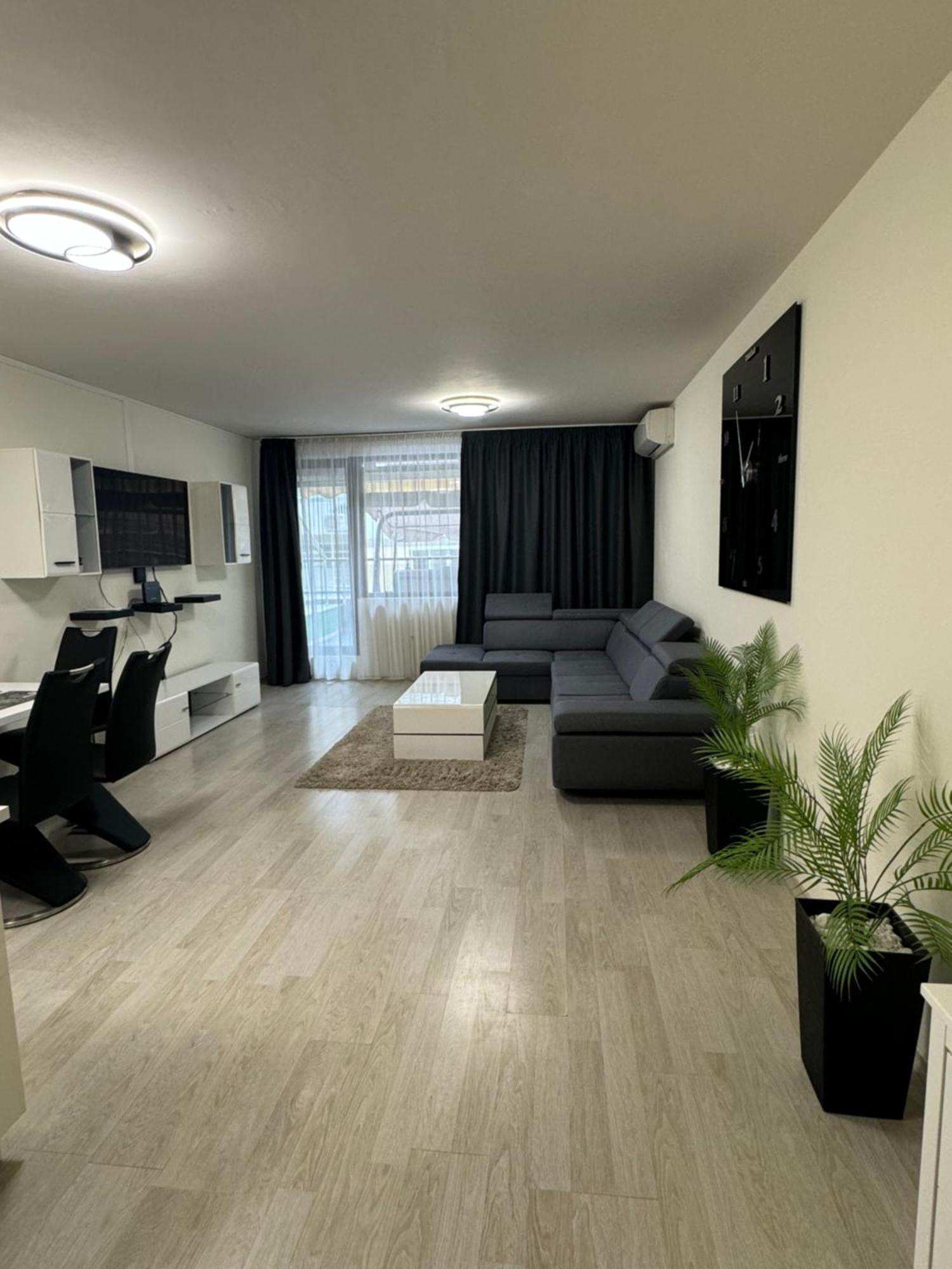 Apartments Las Tres Palmas โซเฟีย ภายนอก รูปภาพ